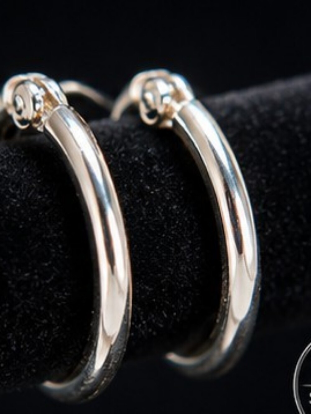 925 Italy Sterling Silver Small Hoop Earrings Classic Polished Minimalist Light - Picture 4 of 11